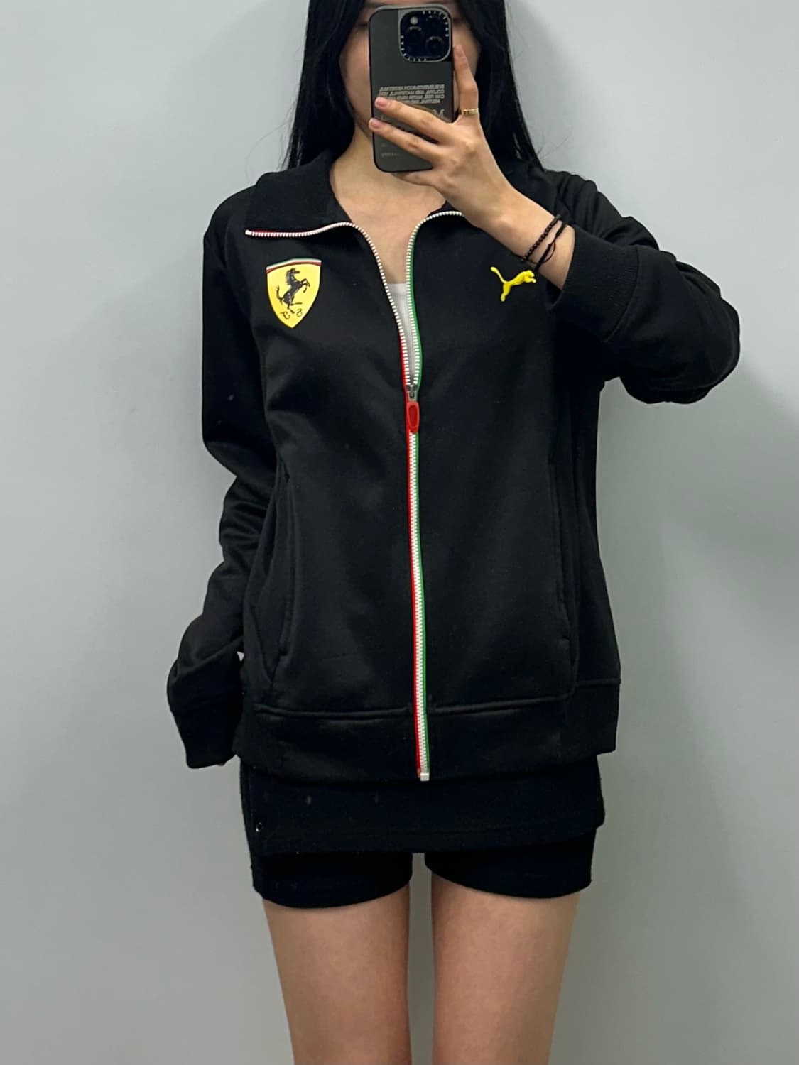 푸마 페라리 블랙 트랙 져지 상품이미지1