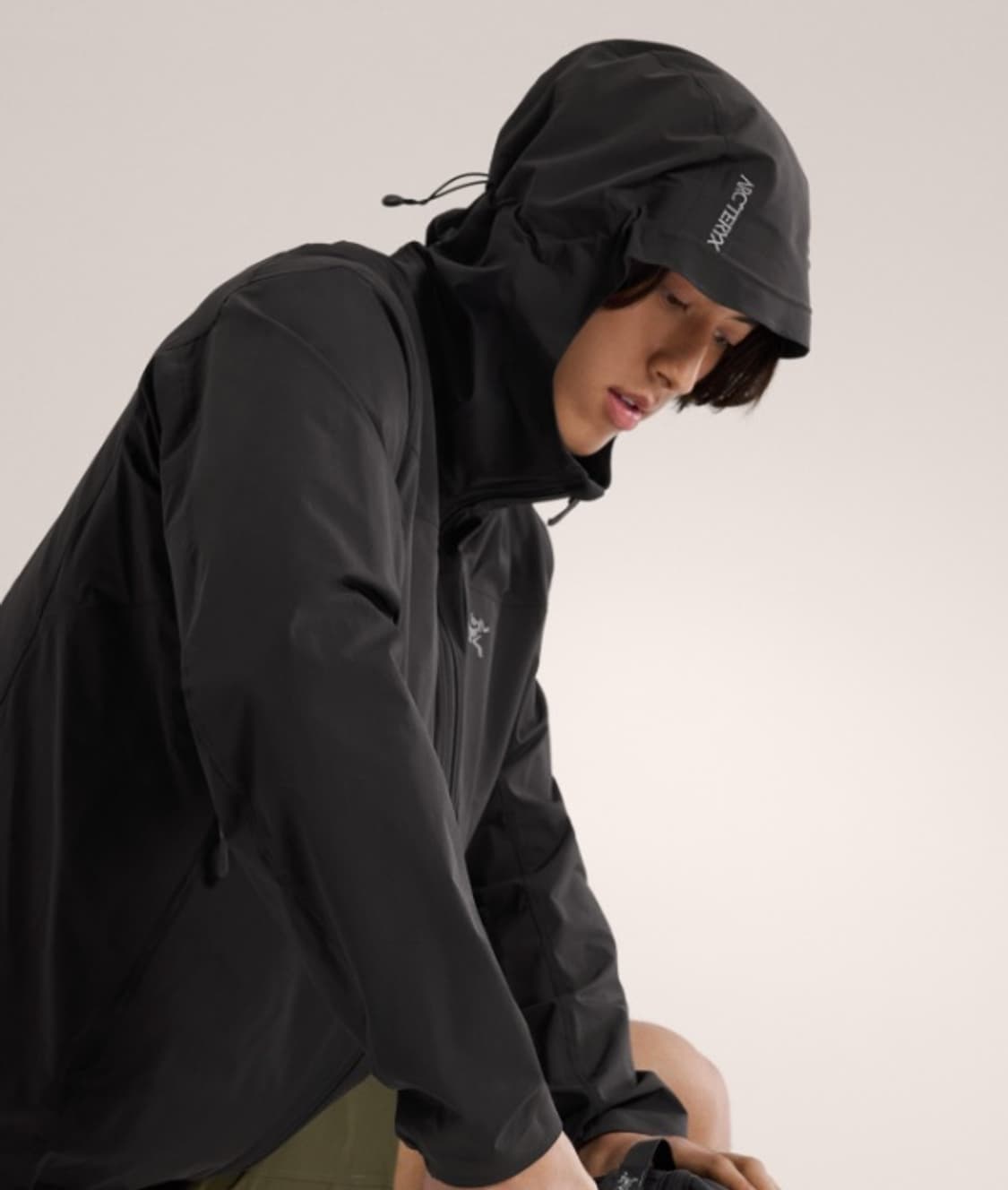 [M] 아크테릭스 감마 라이트웨이트 후디 블랙 상품이미지2