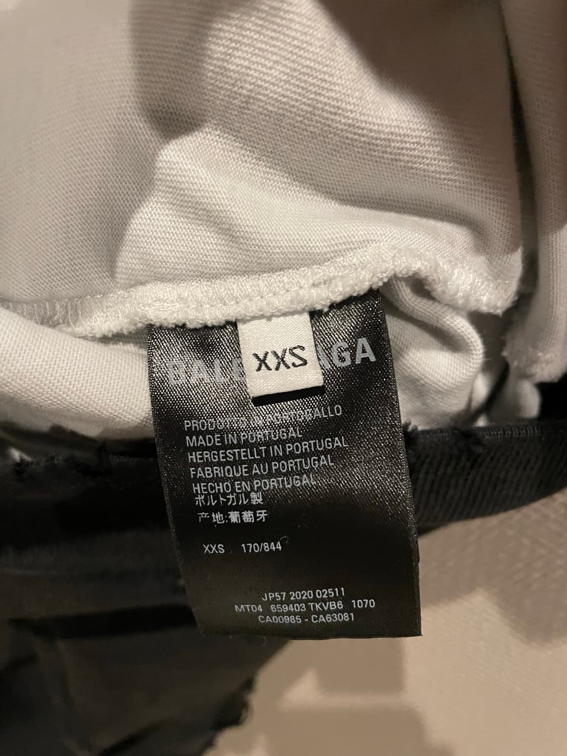 발렌시아가 디스트로이드 후드 블랙 화이트 상품이미지5