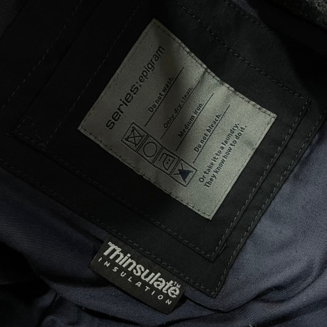 105 시리즈 에피그램 퀼팅 신슐레이트 패딩  상품이미지4