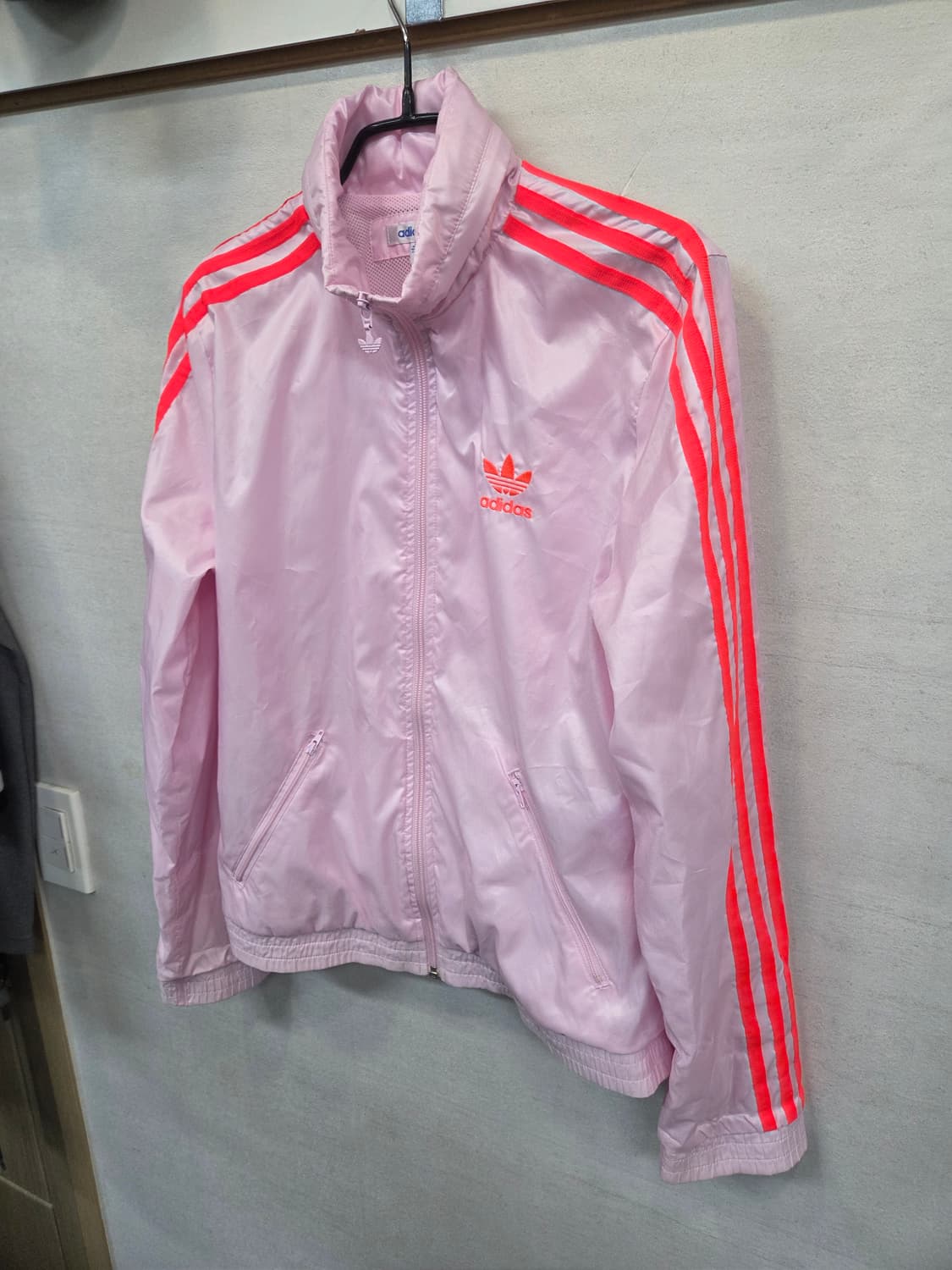 아디다스 연핑크 트랙탑 바람막이 후드자켓 90 상품이미지5