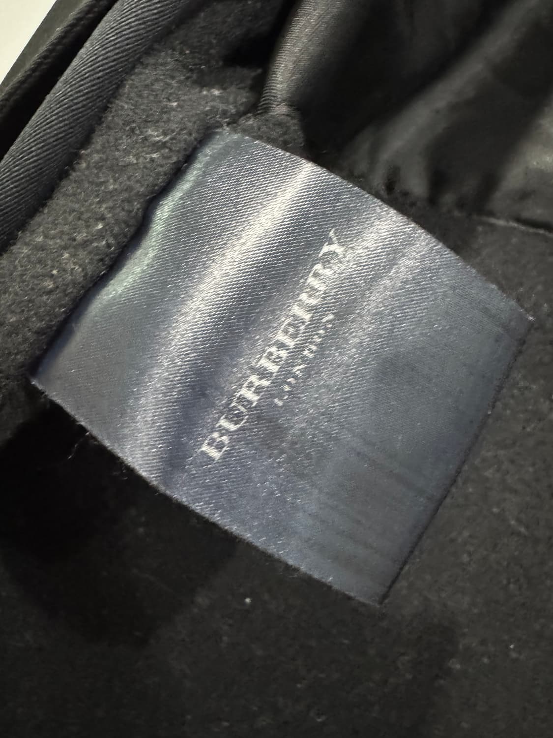 버버리 런던 블랙 왁싱코팅 코트 40 정품 상품이미지6