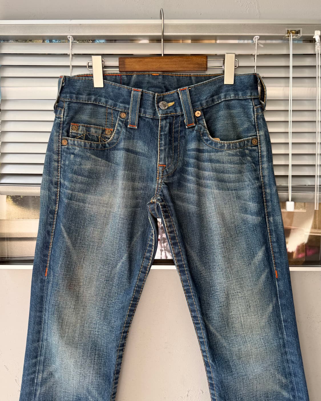 TRUE RELIGION bobby USA 자수 데님팬츠  상품이미지5