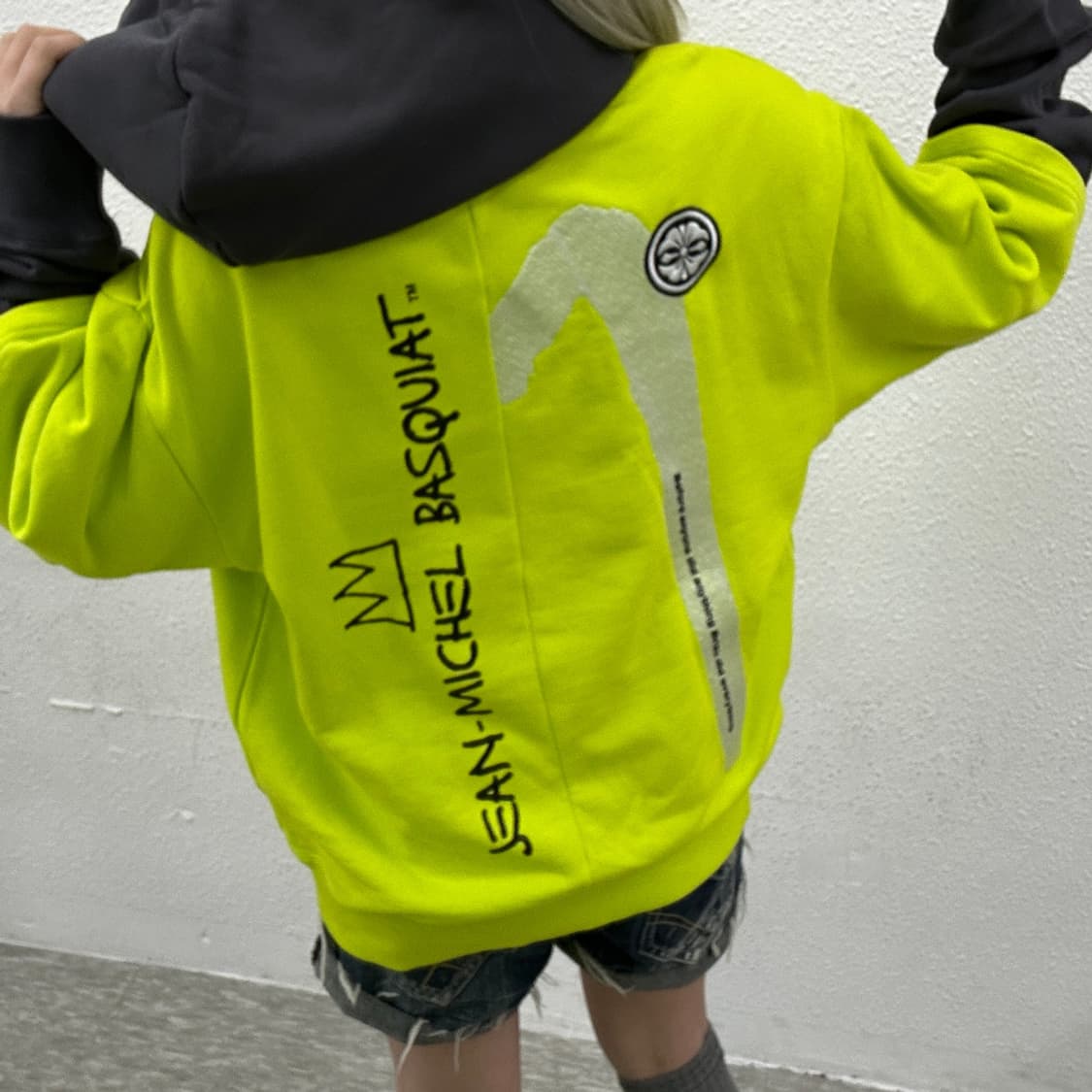 에비수 장 미쉘 바스키아 네온 레이어드 차콜 후드 L 상품이미지2