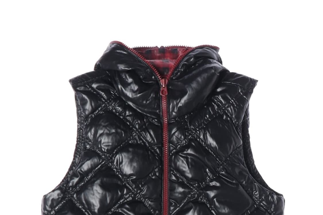 GUESS 유광 패딩 조끼 S 상품이미지3