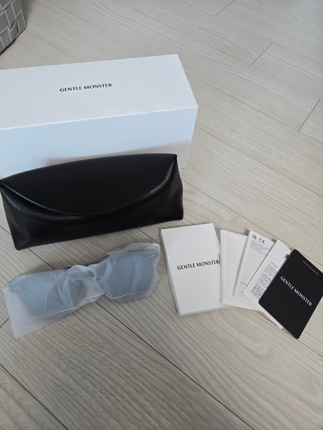 젠틀몬스터 제이드 블루 틴트렌즈 선글라스 상품이미지10