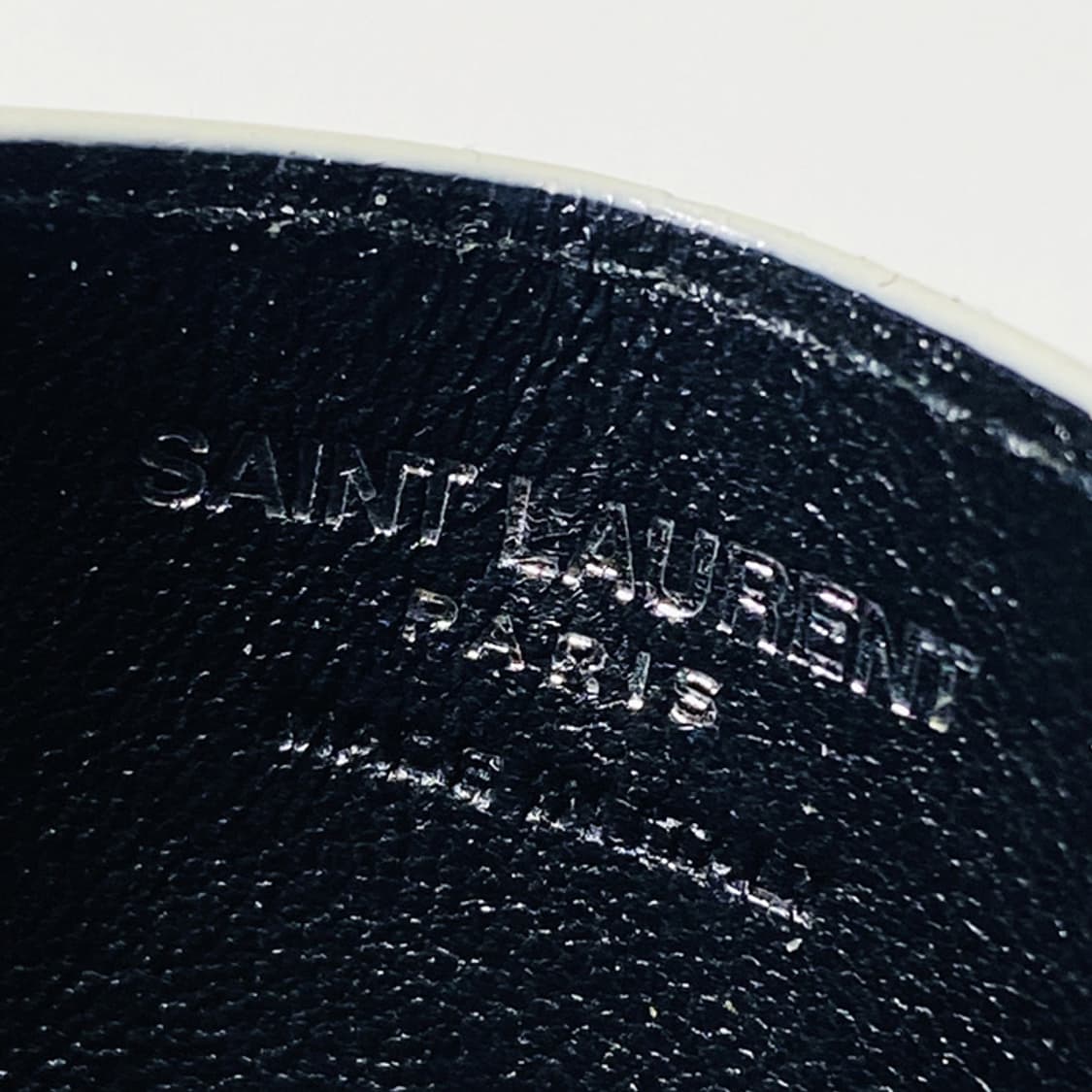 [정품] SAINT LAURENT 생로랑 로고 엠보스드 소가죽 카드지갑 상품이미지8
