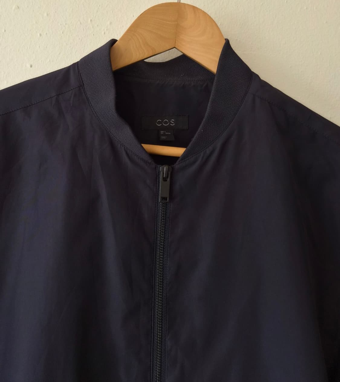 코스 COS 남성 네이비 블루종점퍼 상품이미지2