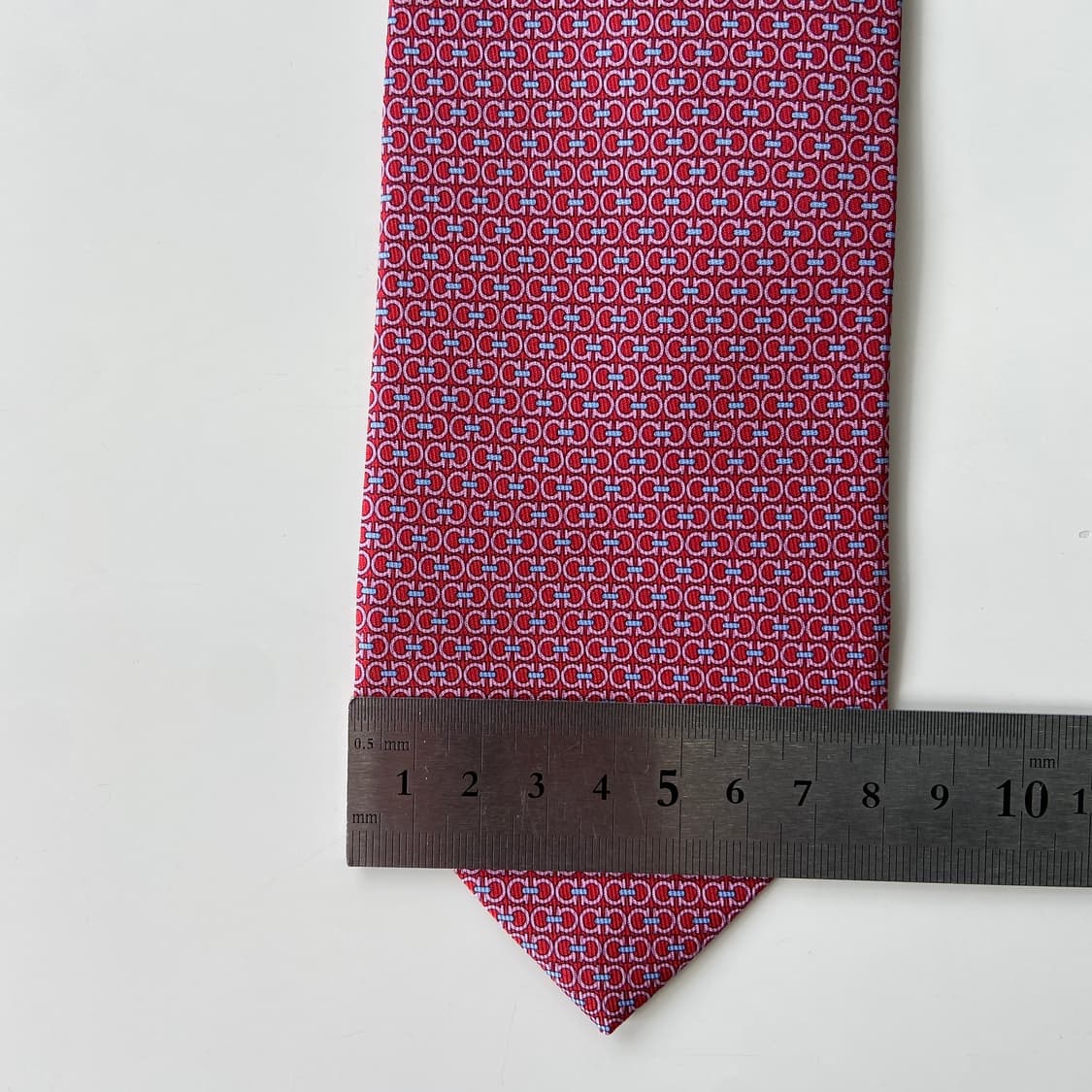 새상품급 페레가모(Ferragamo) 모노그램 명품 정품 넥타이7.8cm 상품이미지8