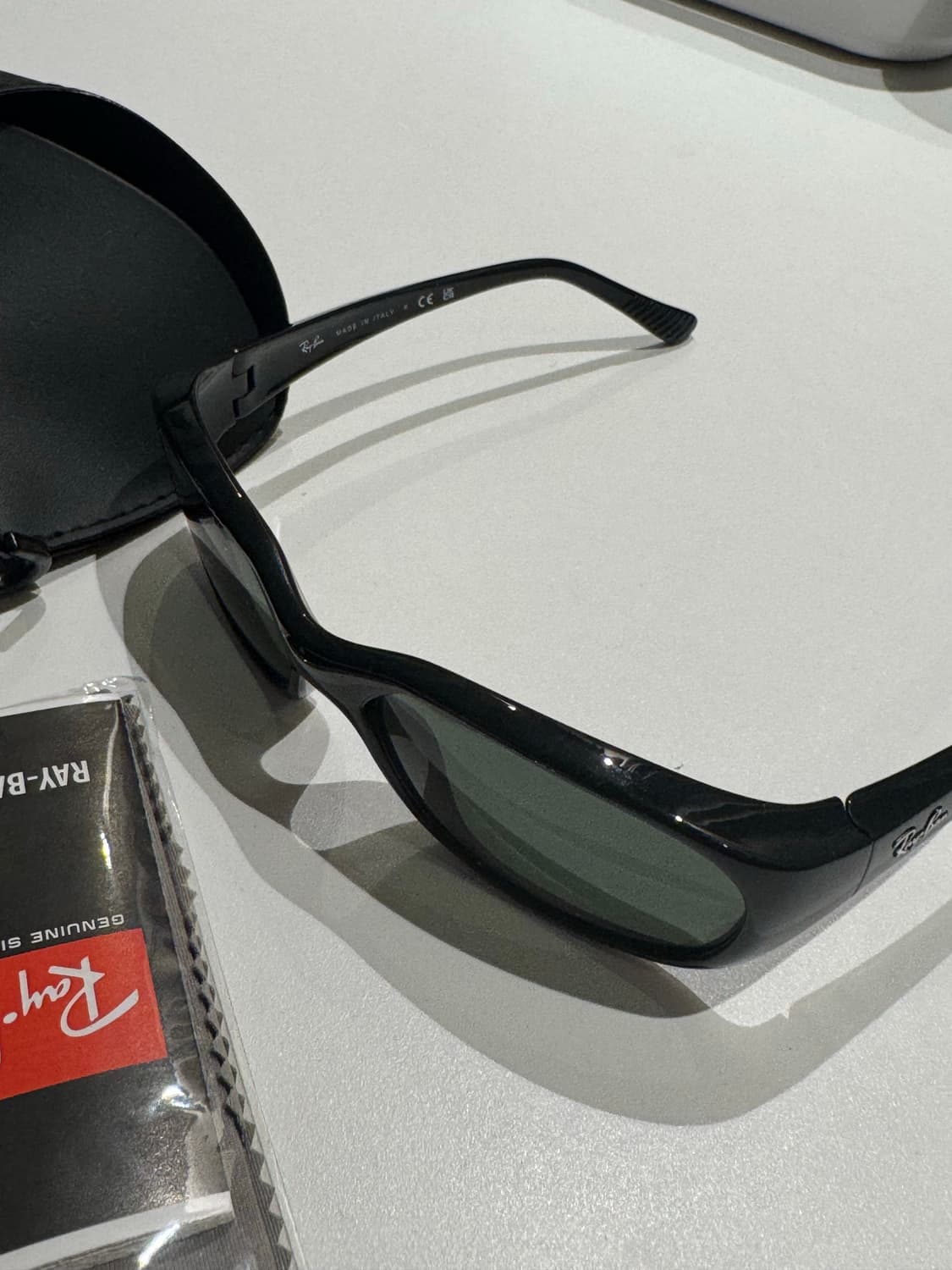 레이벤 대디오 선글라스 (제니 착용) 상품이미지5