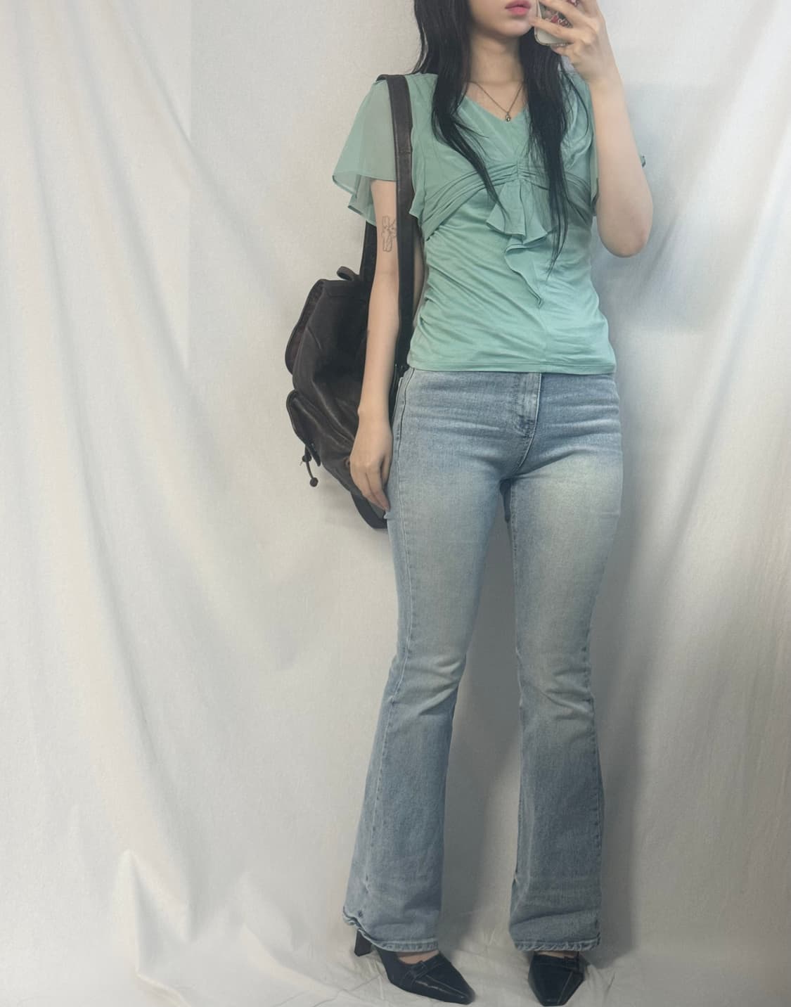핑키앤다이안 러플 시폰 블라우스 상품이미지3