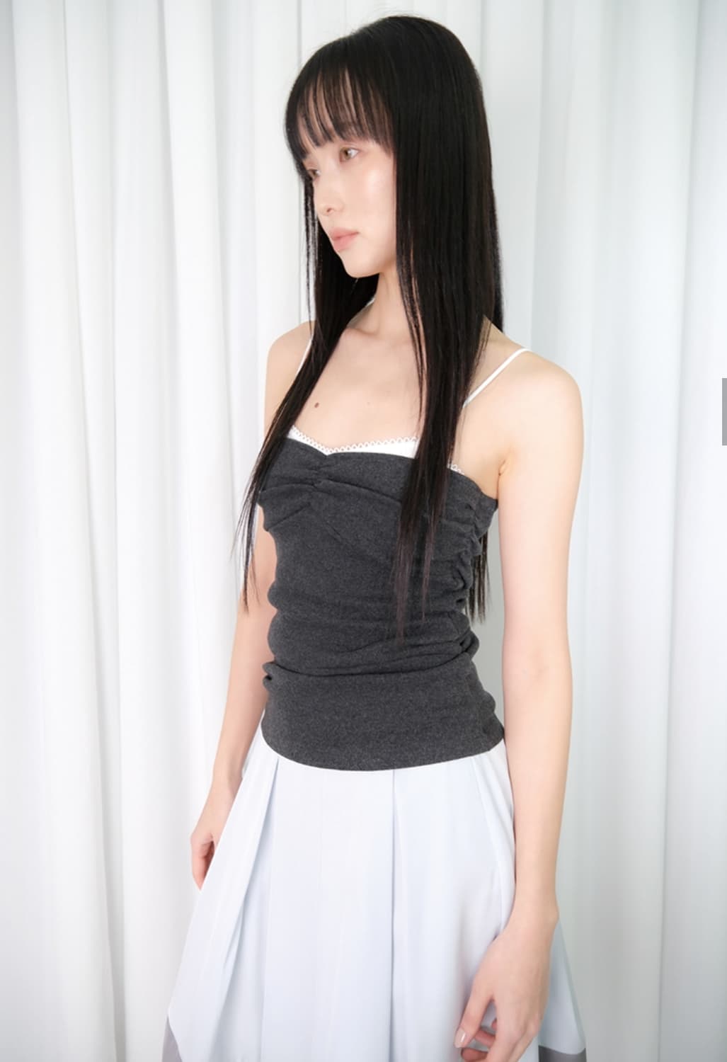 (택O) 루즈슬립오버 레이어드 소프트 니트 캐미솔 슬리브리스 차콜 상품이미지1