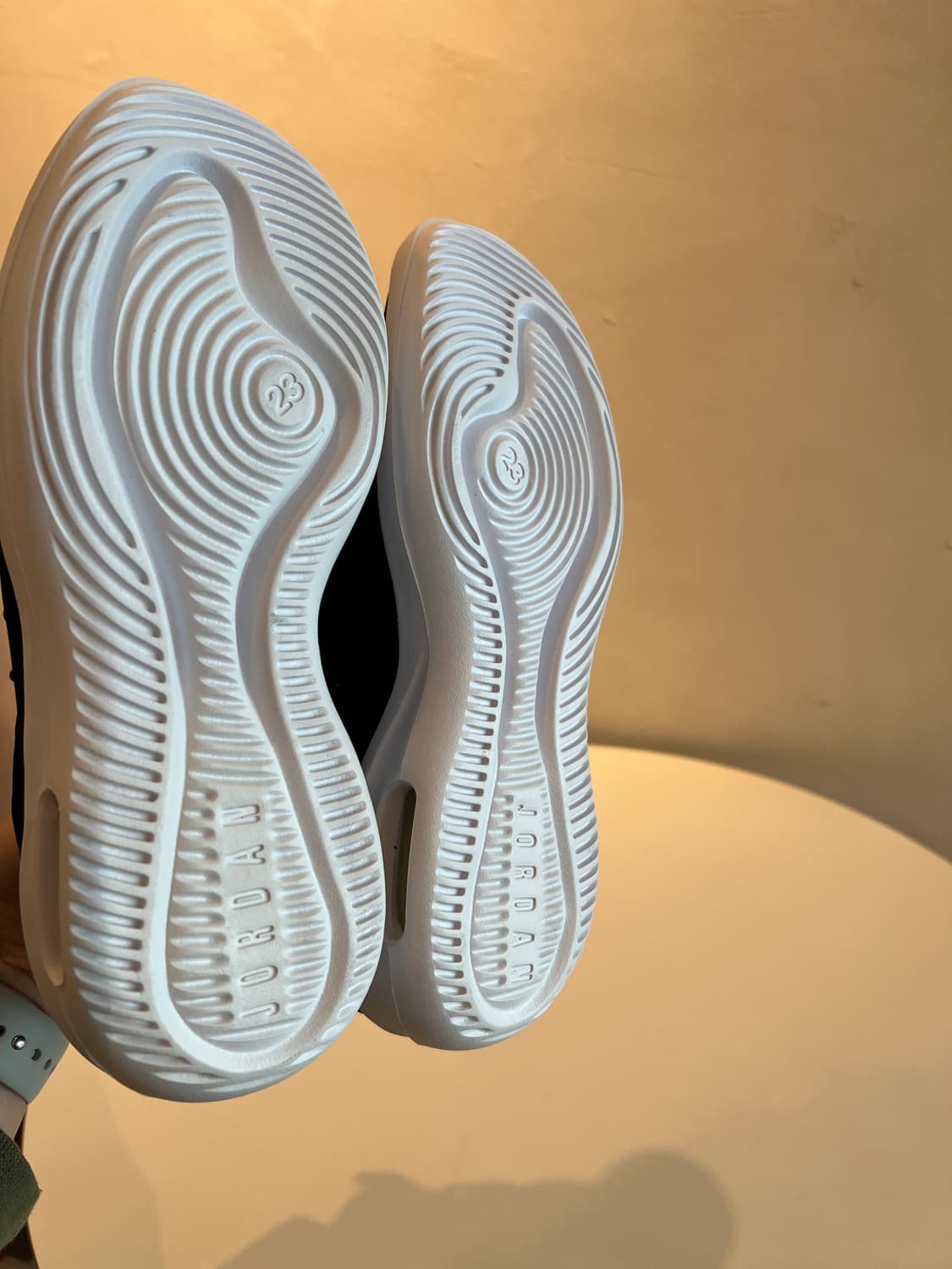 (230) 에어 조던 퍼스트 클래스 BG '트리플 블랙' 상품이미지7