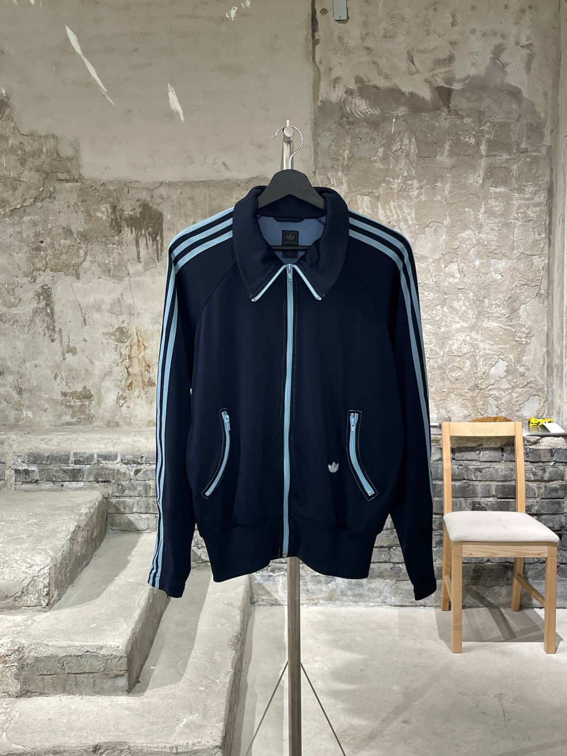 아디다스 네이비 스카이 블루 70s 트랙 져지 상품이미지1