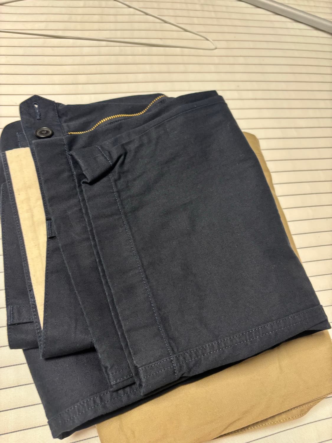 유니클로 jw앤더슨 턱와이드치노팬츠 32사이즈(새상품) 상품이미지5