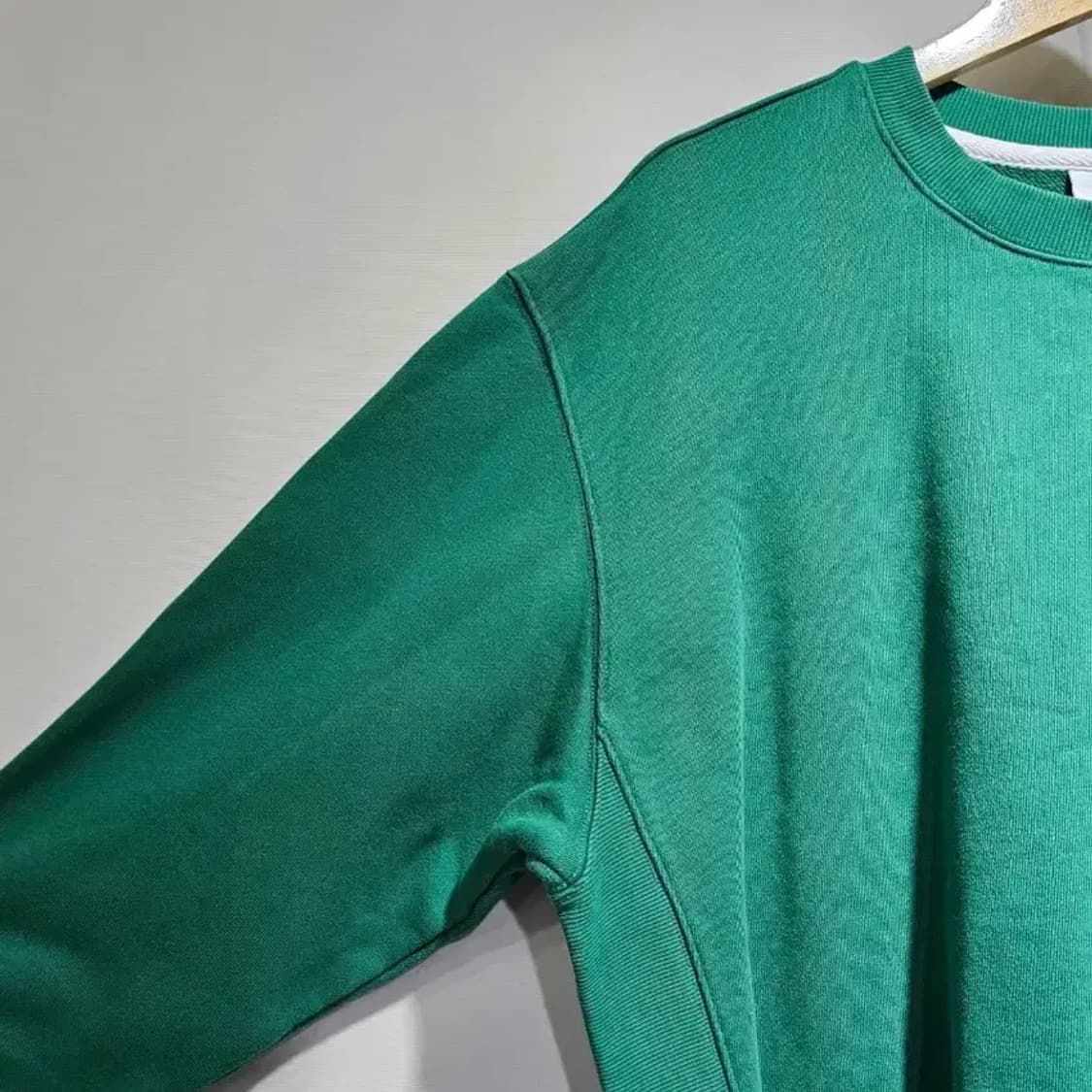 아미 x 푸마 하트 로고 맨투맨 그린 M 상품이미지5