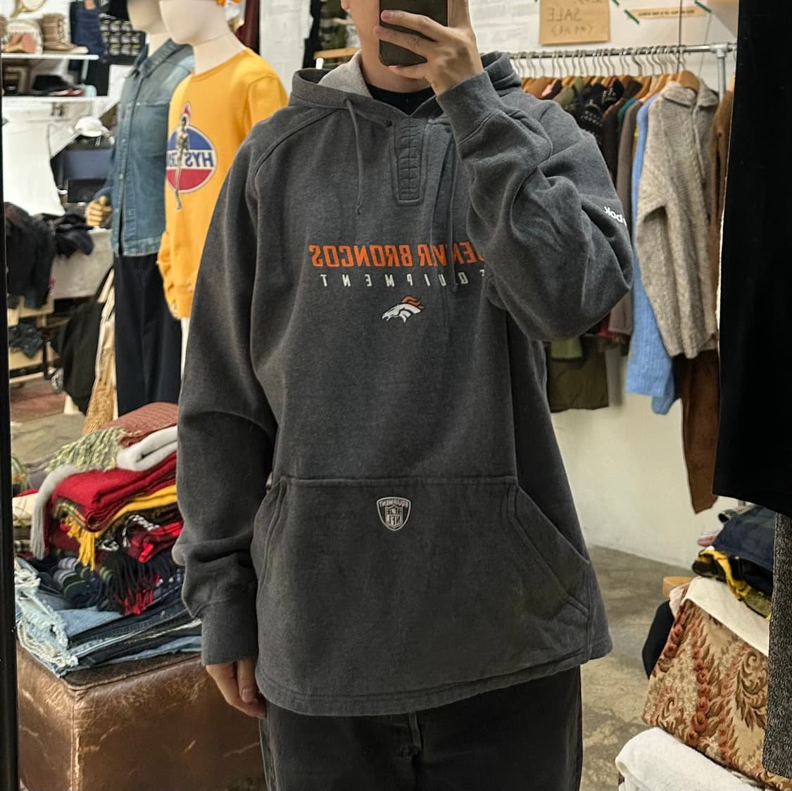 (착용컷) Reebok 스웻 후드 티셔츠 (남성용 105) 상품이미지3