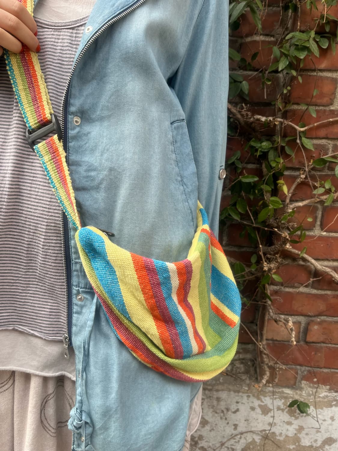 무지개 줄무늬 크로스백 상품이미지3