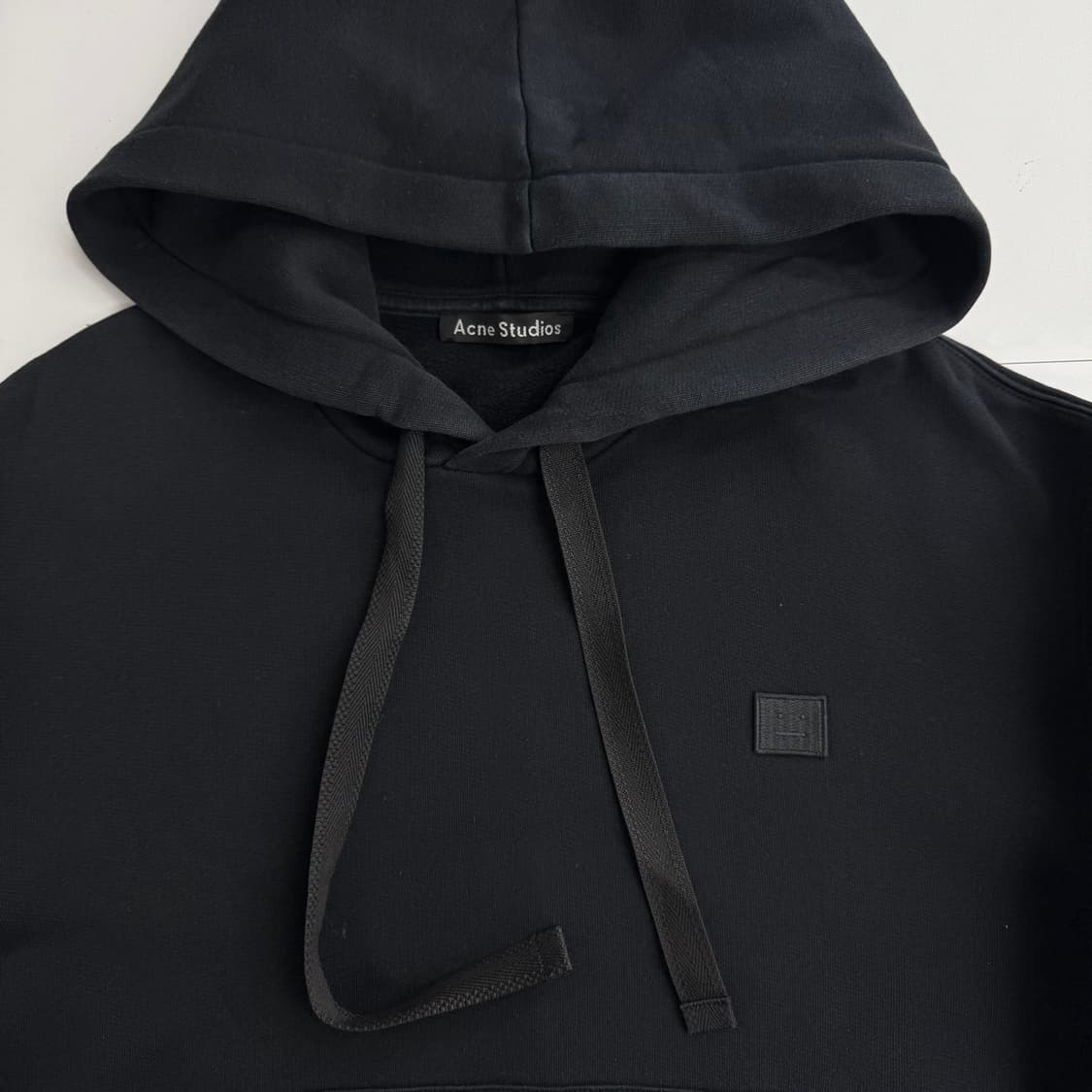 아크네스튜디오 후드티 상품이미지3
