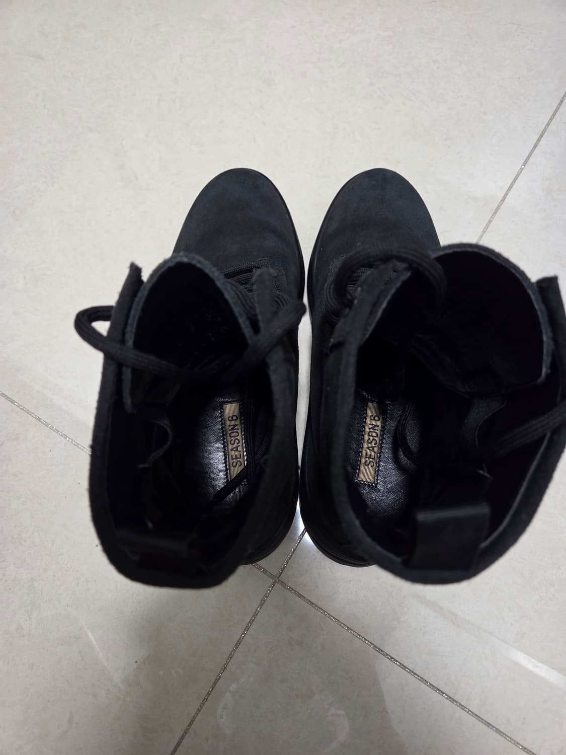 이지 시즌6 컴뱃부츠 그라파이트 상품이미지4