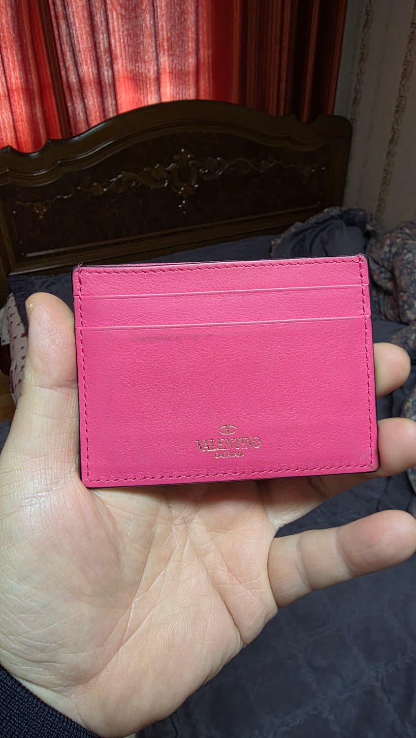 (정품) 발렌티노 가라바니 락스터드 카드지갑/개인/팝니다. 상품이미지3