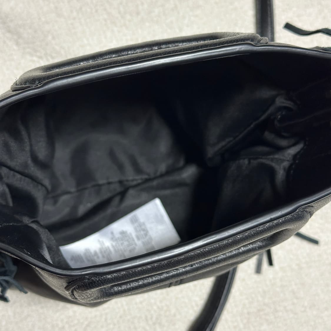 마쥬 프린지 레더 크로스백 상품이미지5