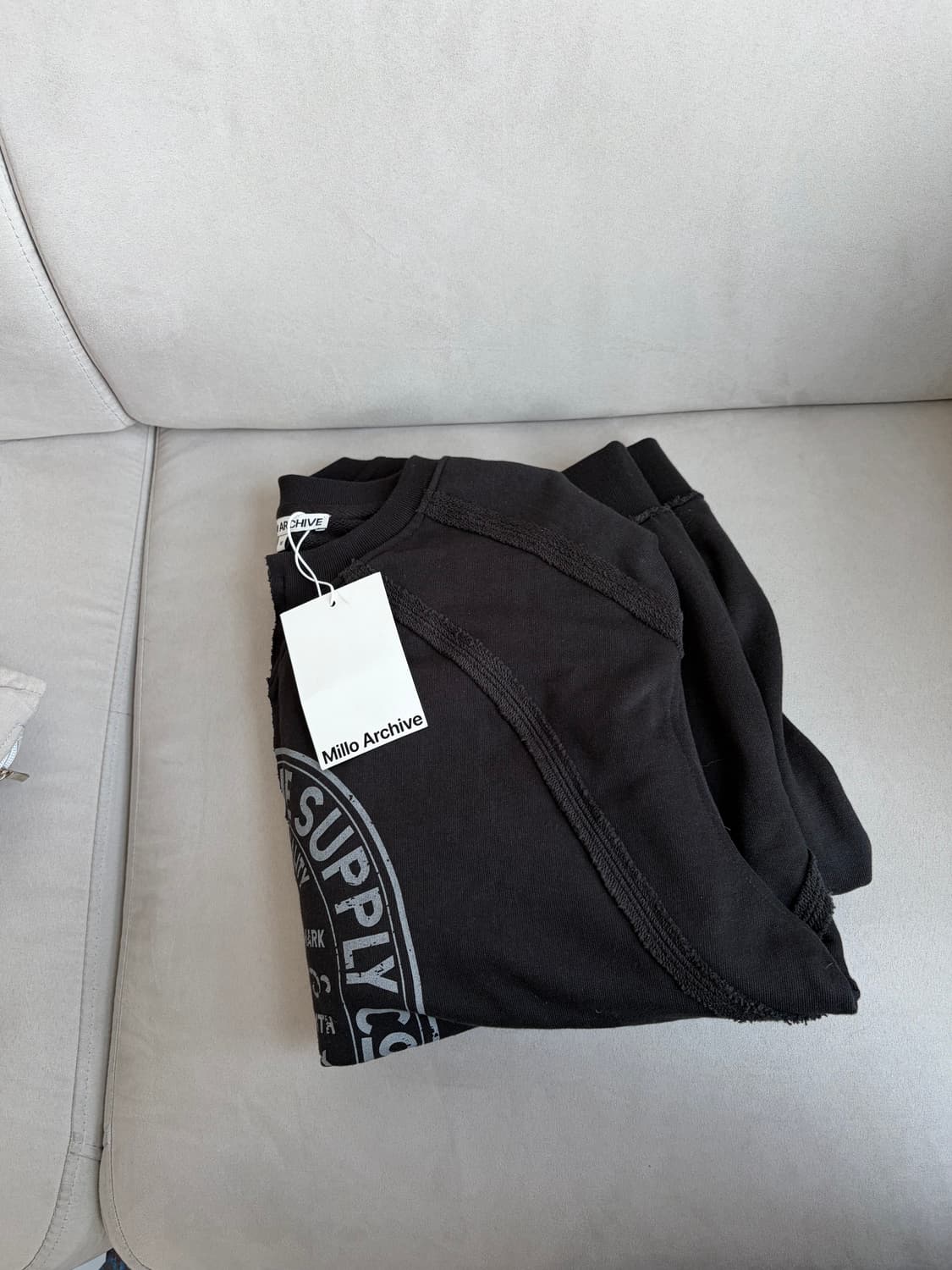 새상품) 밀로 아카이브 남녀공용 후드지업 / 정가:13.8만 상품이미지1