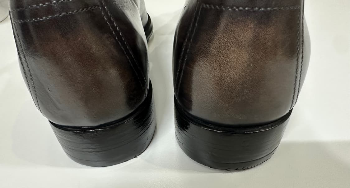 벨루티 가죽 로퍼 악어가죽 트림  상품이미지5