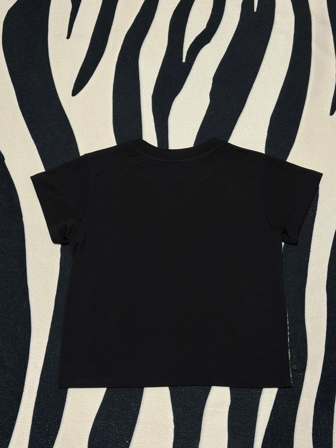 딜레당티즘 달 그래픽 크롭 티셔츠 상품이미지2