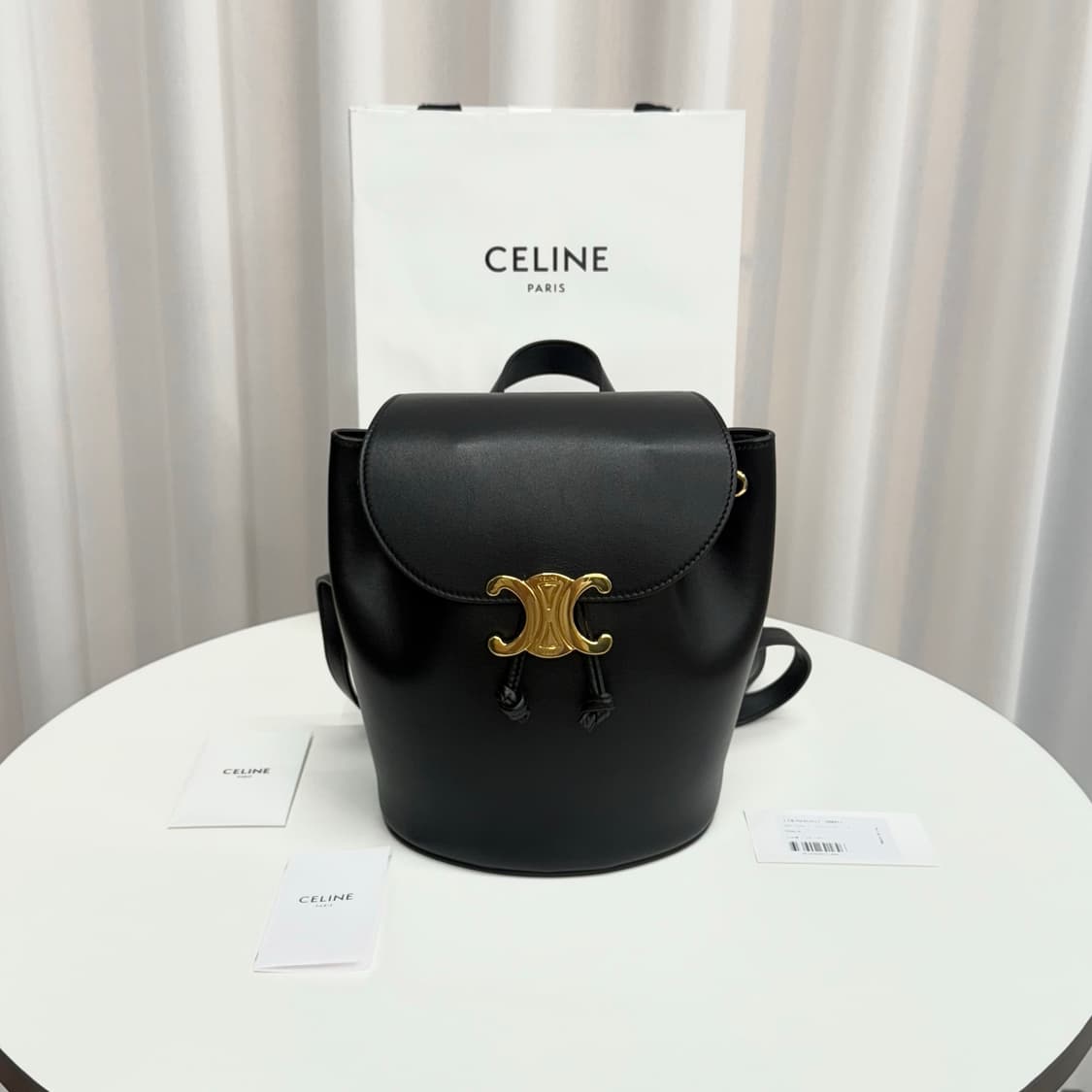 [정품] 셀린느 카프스킨 보니 백팩 블랙 상품이미지1