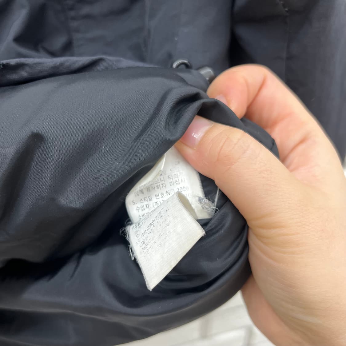 노스페이스 블랙 600후드 다운 점퍼-M 95 상품이미지3
