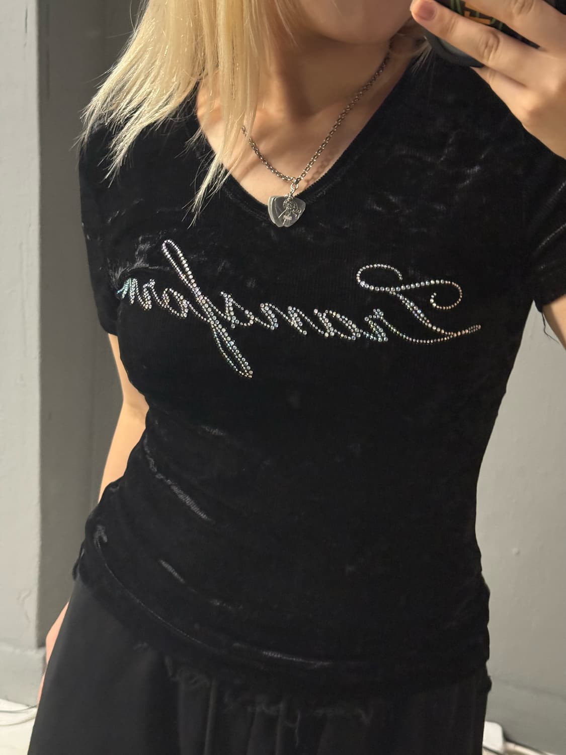 XFRM cubic lettering velvet top 상품이미지3