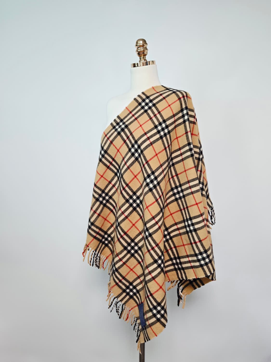 버버리 베이지 노바 체크 머플러 숄 블랭킷  상품이미지7