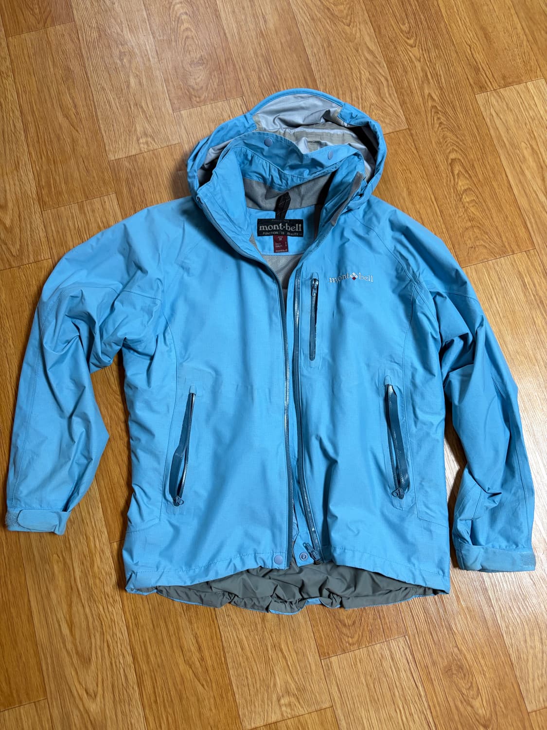 몽벨 일본판 스카이블루 바람막이 상품이미지1