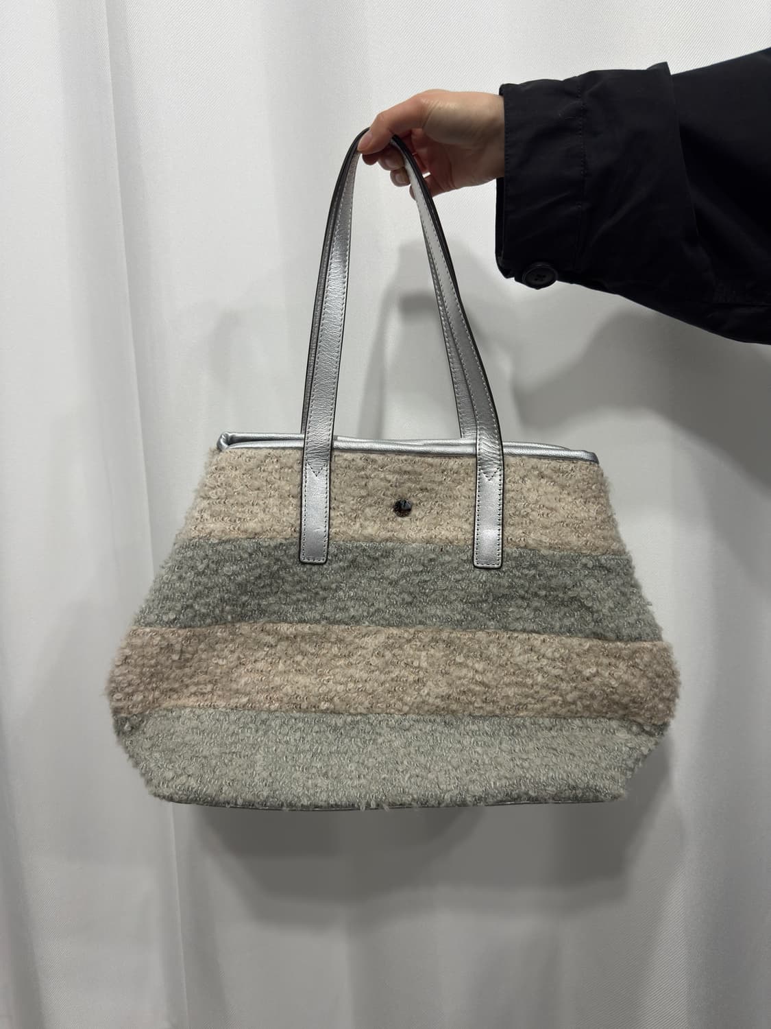 lupuy fleece silver bag  상품이미지2