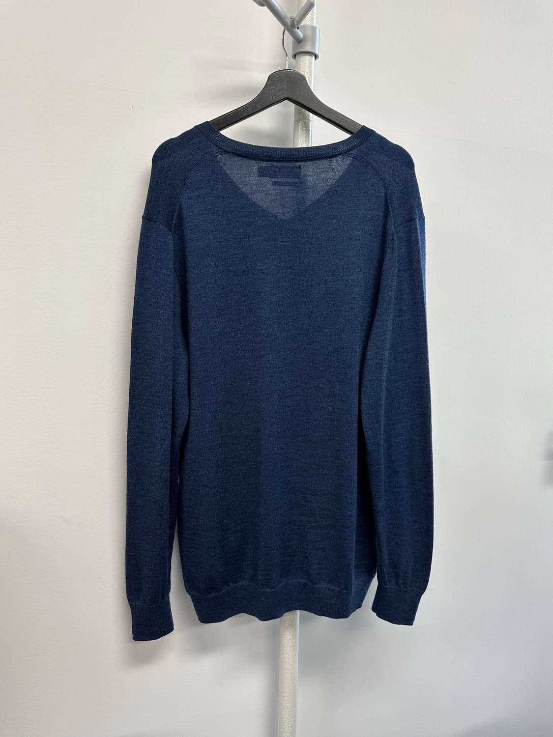 폴로 로고 워셔블 메리노울 브이넥 니트 상품이미지6