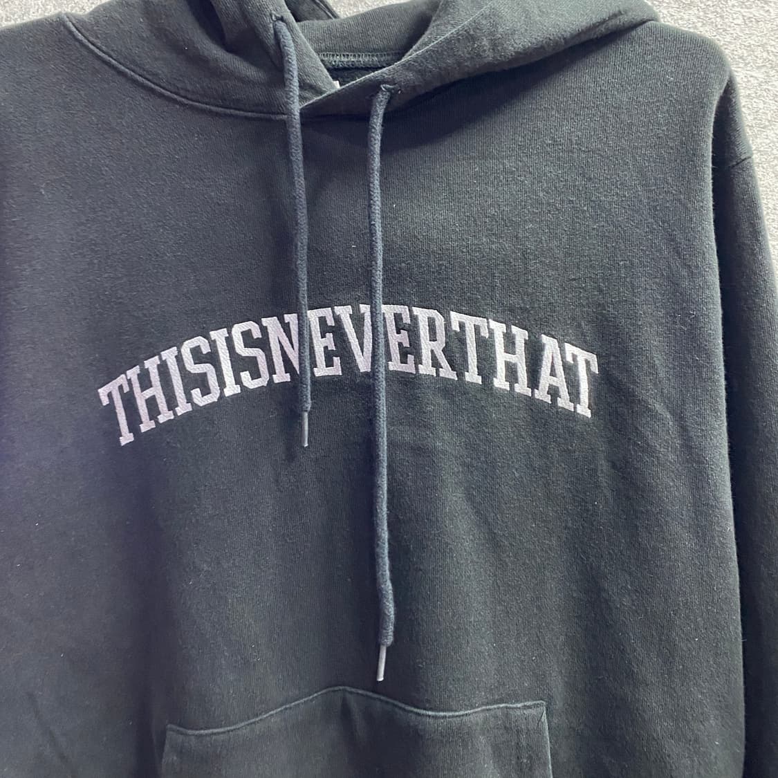 디스이즈네버댓 아치로고 블랙 후드티 B4087 상품이미지3