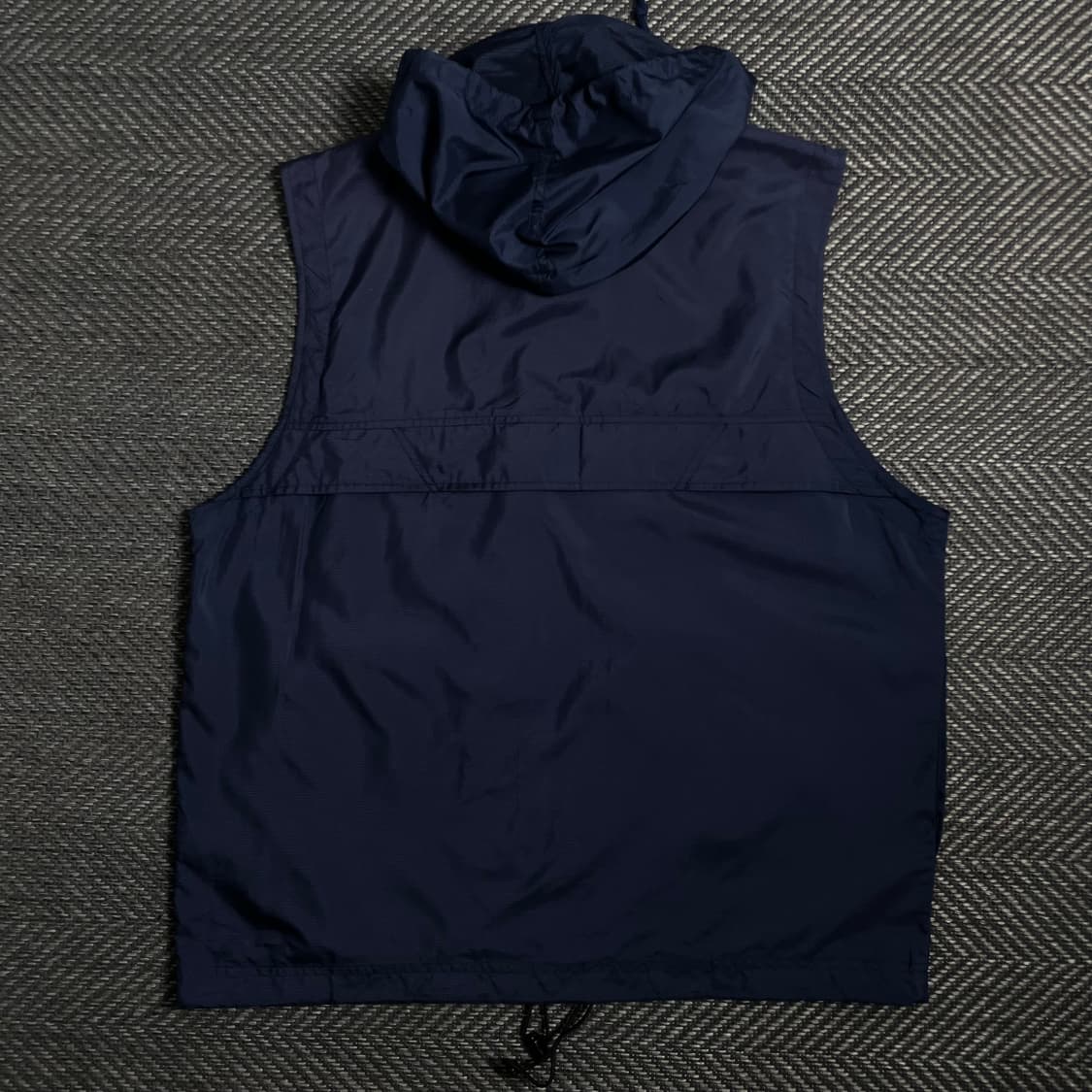 데상트 포켓 나일론 테크니컬 후드 베스트y 4776 상품이미지5