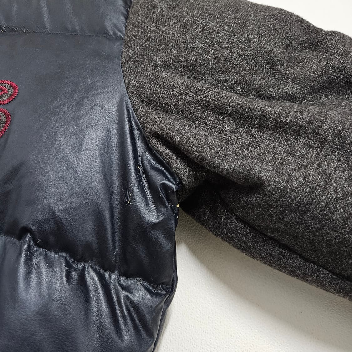 MLB 덕다운 패딩 바시티자켓 90-95 (작업복) 상품이미지3