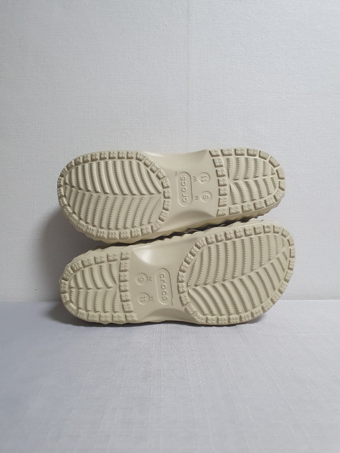 270mm 크록스 클래식 지오메트릭 클로그 베이지 M9 상품이미지8