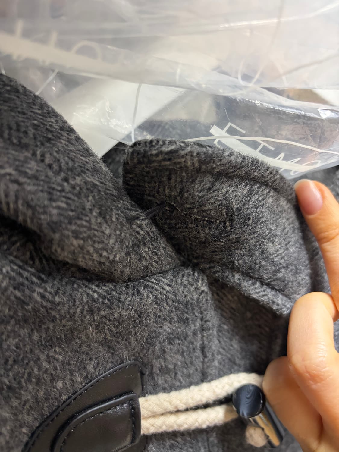 에트몽 후드 크롭 코트 차콜 그레이 상품이미지3