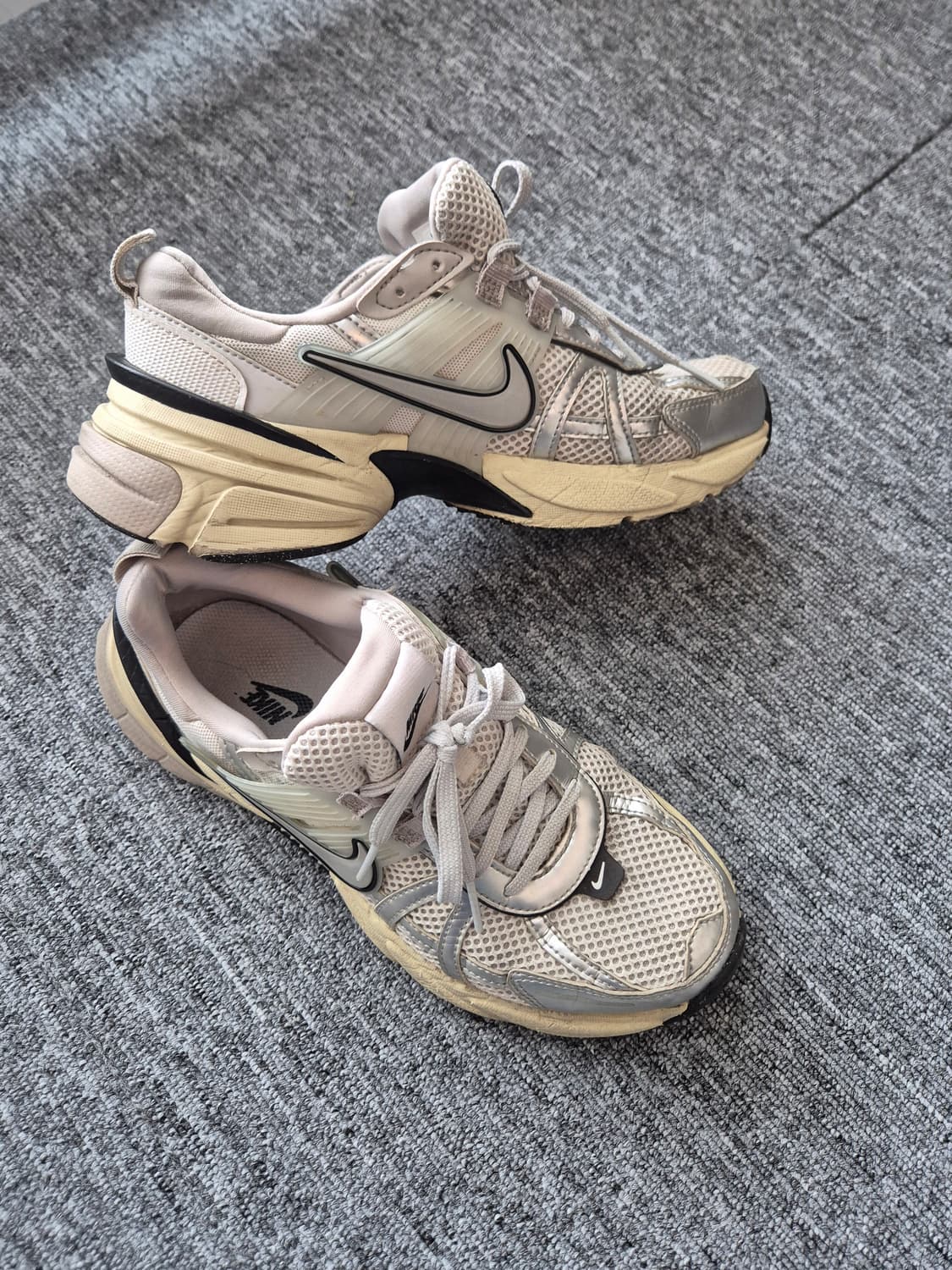 나이키 V2K 런 퓨어 상품이미지2