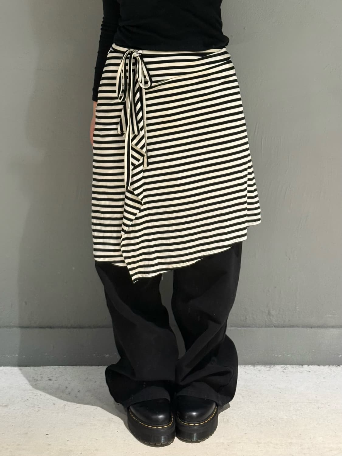 stripe pattern frill point midi skirt 상품이미지2