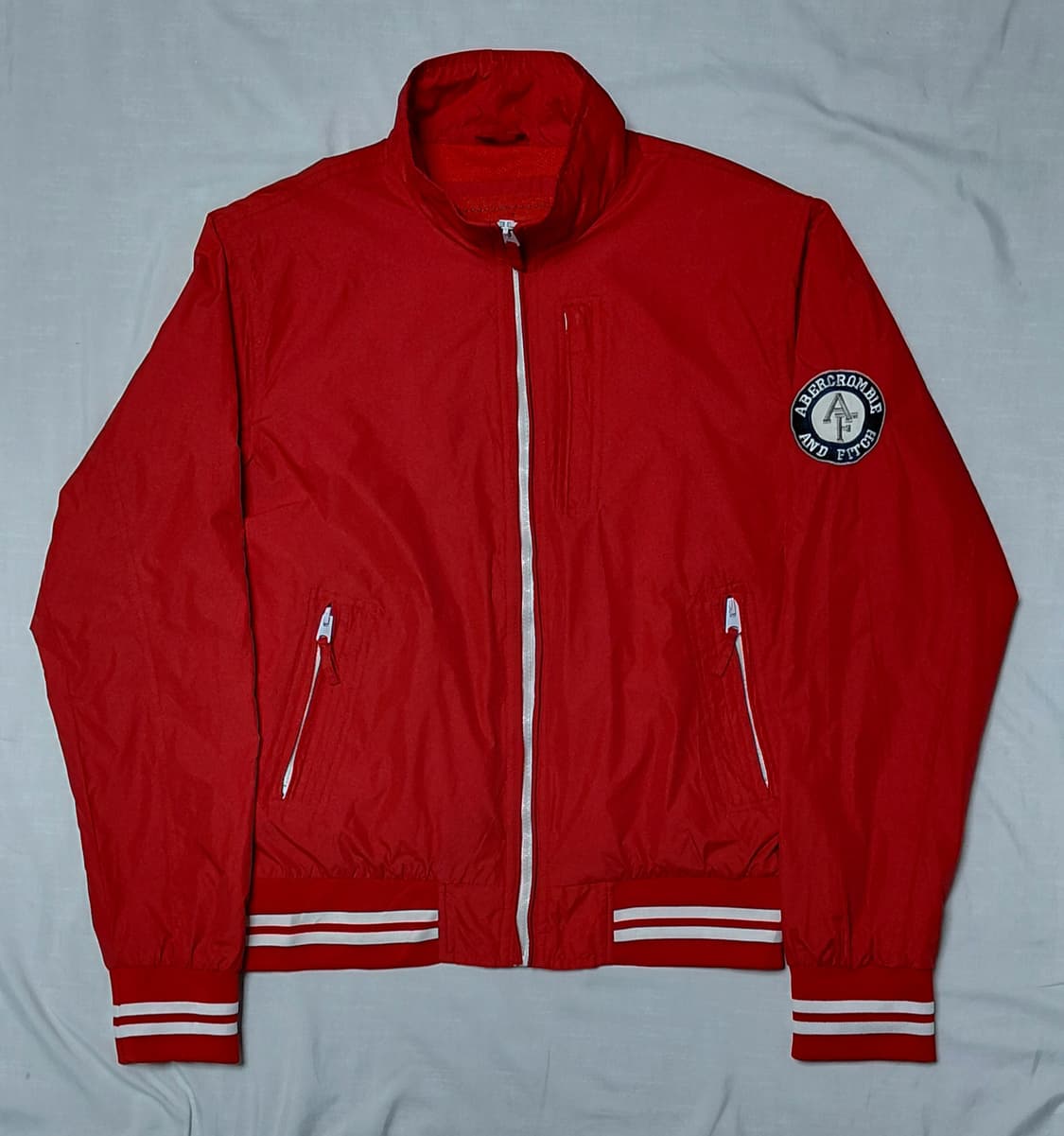 [L] 아베크롬비 & 피치 빈티지 패치 윈드브레이커 (레드) 상품이미지1