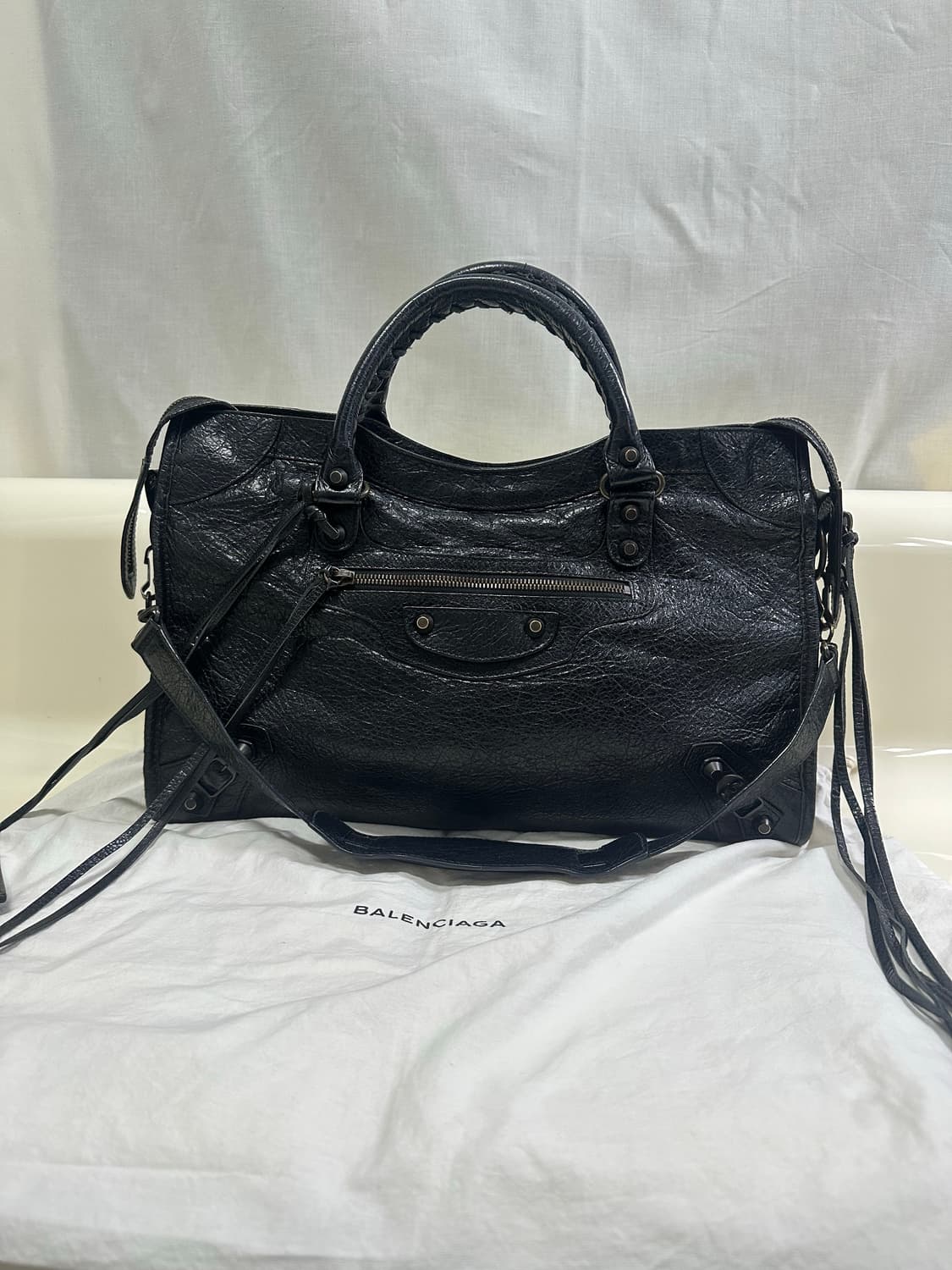 [A 정품] 발렌시아가 시티 모터백 미디움 블랙 상품이미지7