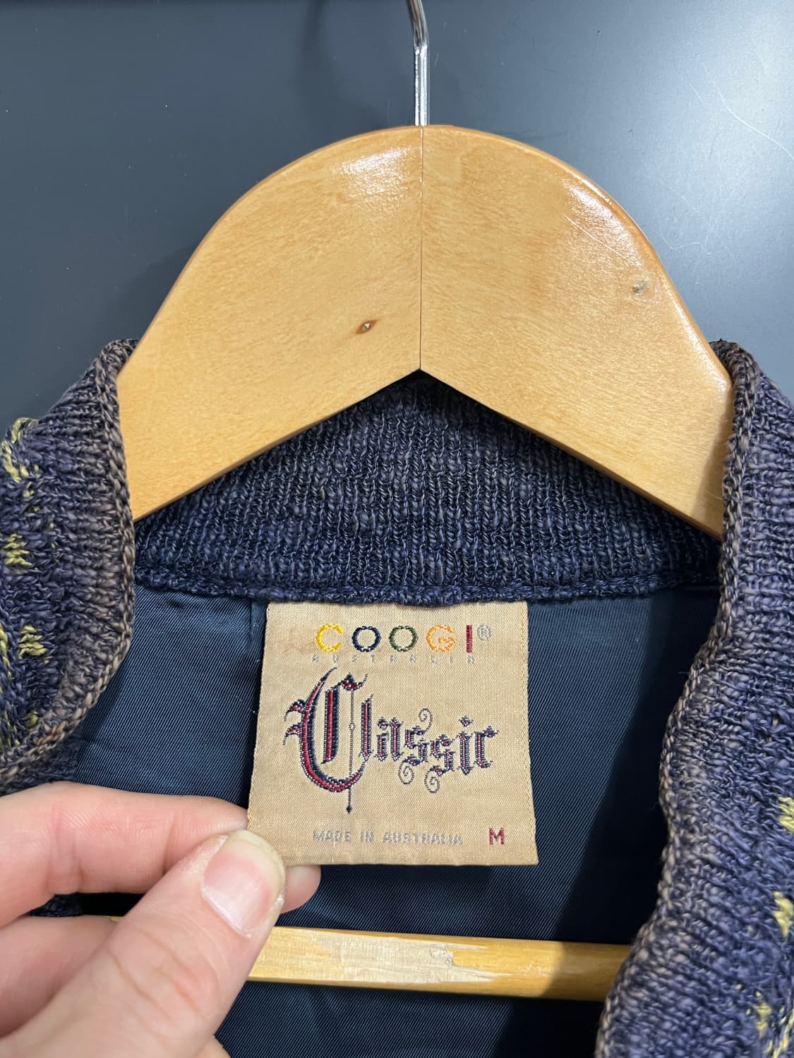 Coogi Vintage 쿠지 오리지널 클래식 케이블 꽈배기 니트 집업 상품이미지3