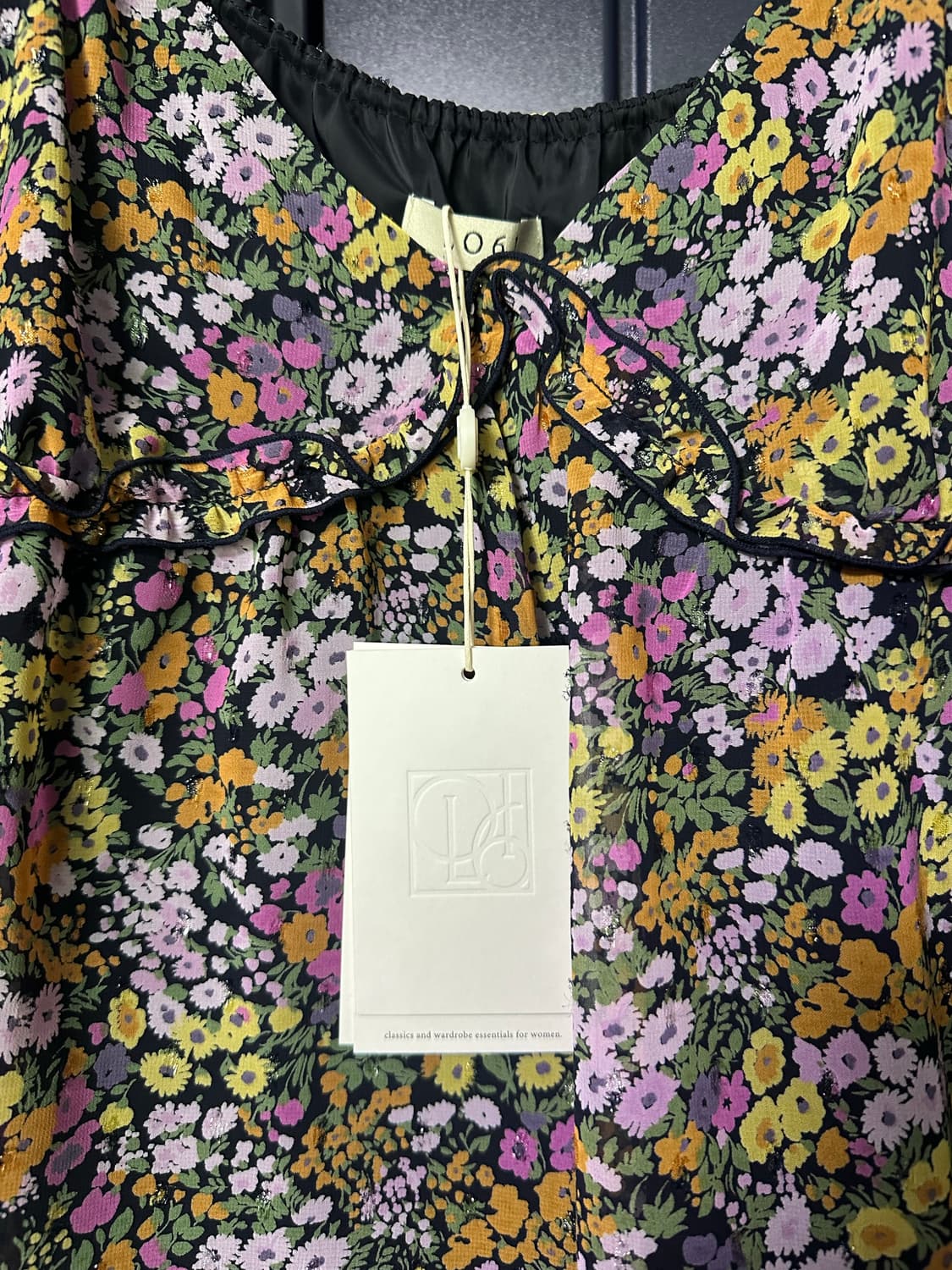 엘오육일 와일드 플로럴탑 상품이미지4