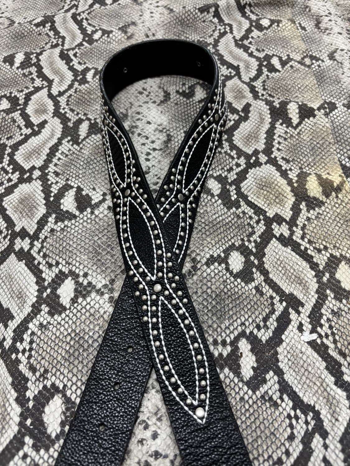 “Vintage” Western Studded Black Belt 상품이미지2