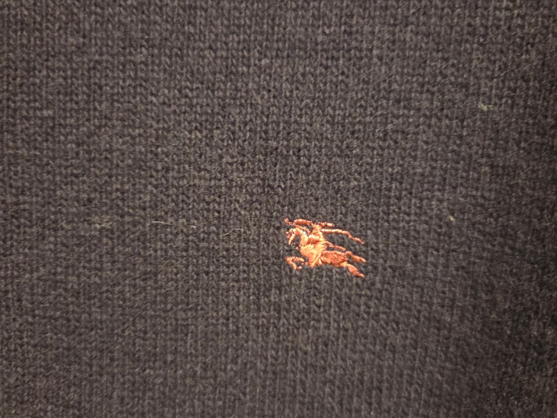 버버리 클래식 짚업니트 상품이미지5