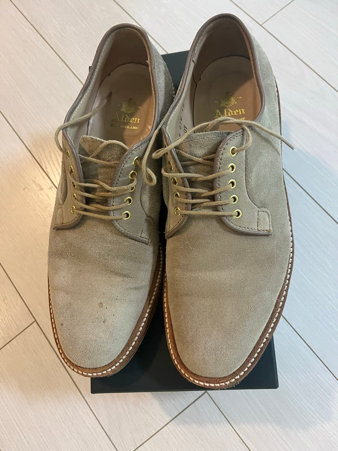 알든 A3409 밀크쉐이크 스웨이드 플레인토 더비 상품이미지3